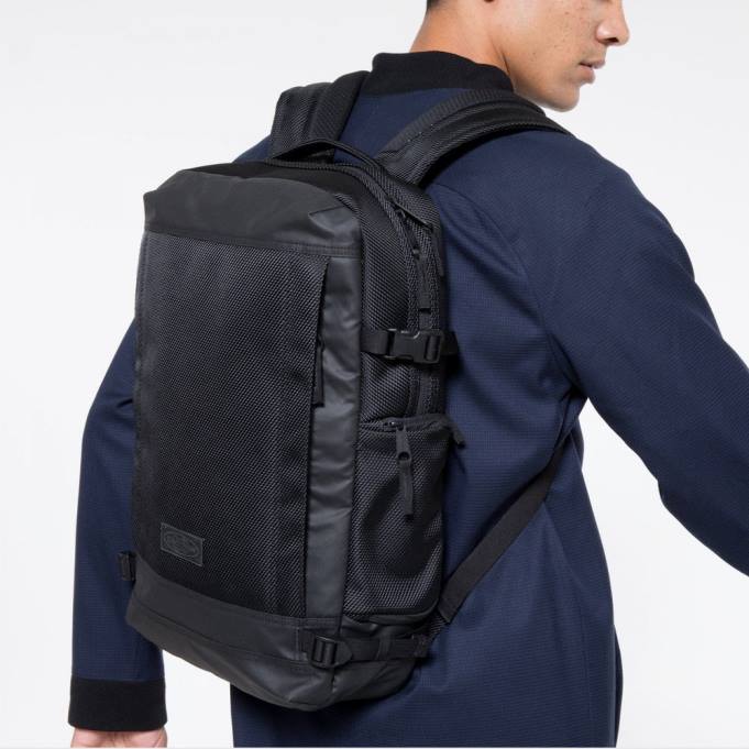 Eastpak mochilasR42B143 técum m abrigo